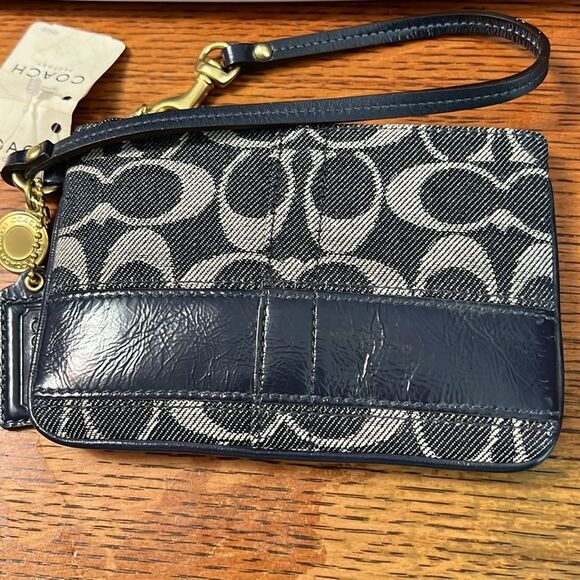 NWT Coach F41718 Signature Legacy Stripe Denim Wristlet Pouch - Picture 1 of 16